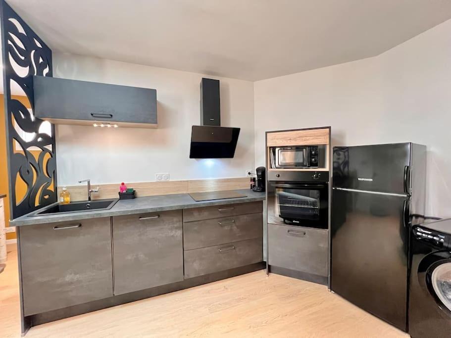 Maison La Feuilleraie N3-Standingmaison-Wifi-Proche Centre Ville-Property Rental Nm Fontenay-le-Comte Dış mekan fotoğraf